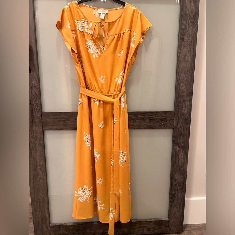 Loft dress size medium